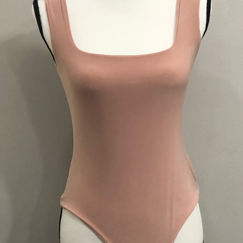 Pretty Little Thing Pink Bodysuit. NWT.
